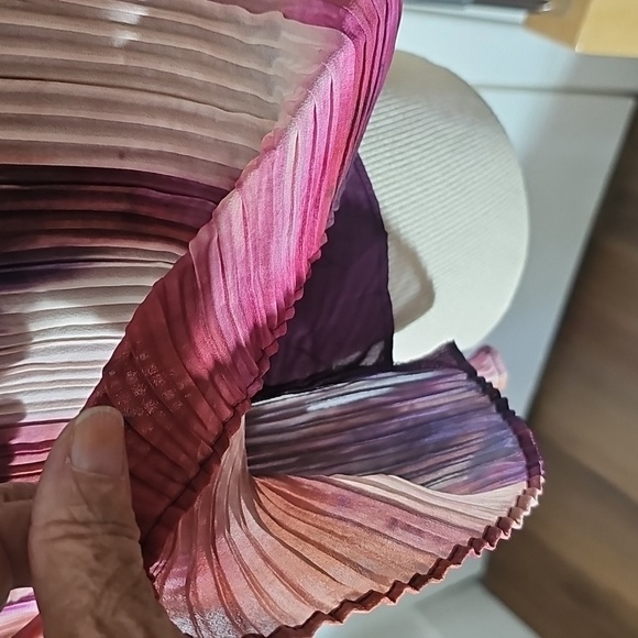 Banana Republic Red Pink Blanched Pleated Mandarin Collar Blouse Tye Die Ambre M - Picture 3 of 9